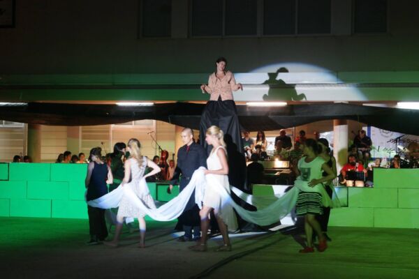 11401369_930899720306098_1162062429862664429_o